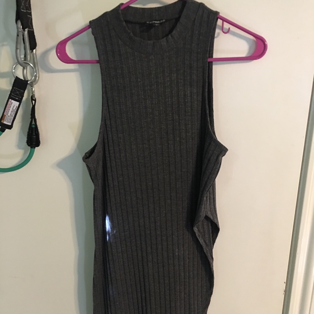 Long Express grey tank with ribs and side slit